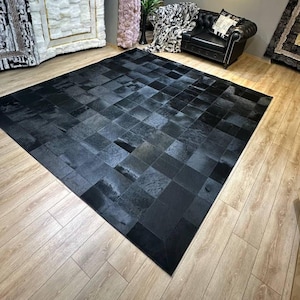 Alfombra de piel de vaca negra / Alfombra de pelo sobre piel hecha a mano / Alfombra grande de piel de vaca / Alfombra de tamaño personalizado