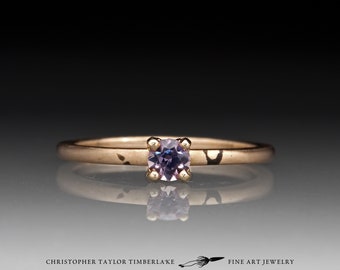 14kt Yellow Gold Kintsugi Lavender Montana Sapphire 'Flagha' Ring