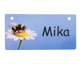 Bee on a Daisy Design Crate Tag Personalized with Your Dog's Name