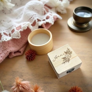 Wunderschöne Schmuckkästchen aus Holz mit Gravur und Personalisierung, kompakte Box , Geschenk für sie