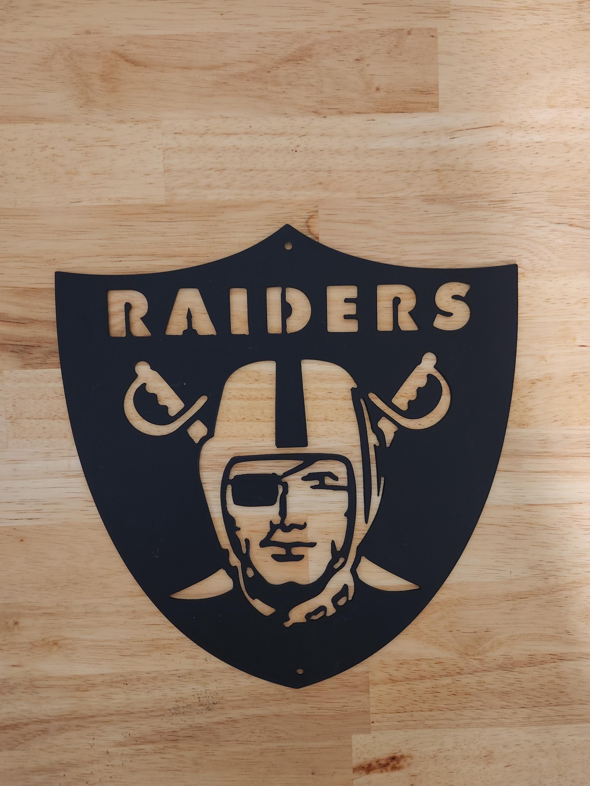 ウォールアート　ディスプレイ　看板　スチール　RAIDERS レイダース　サイン Amazon.com: Team Sports America Evergreen NFL Las Vegas Riders