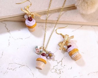Handmade and customizable stainless steel set with polymer clay charms - Cupcakes - customizable gift idea