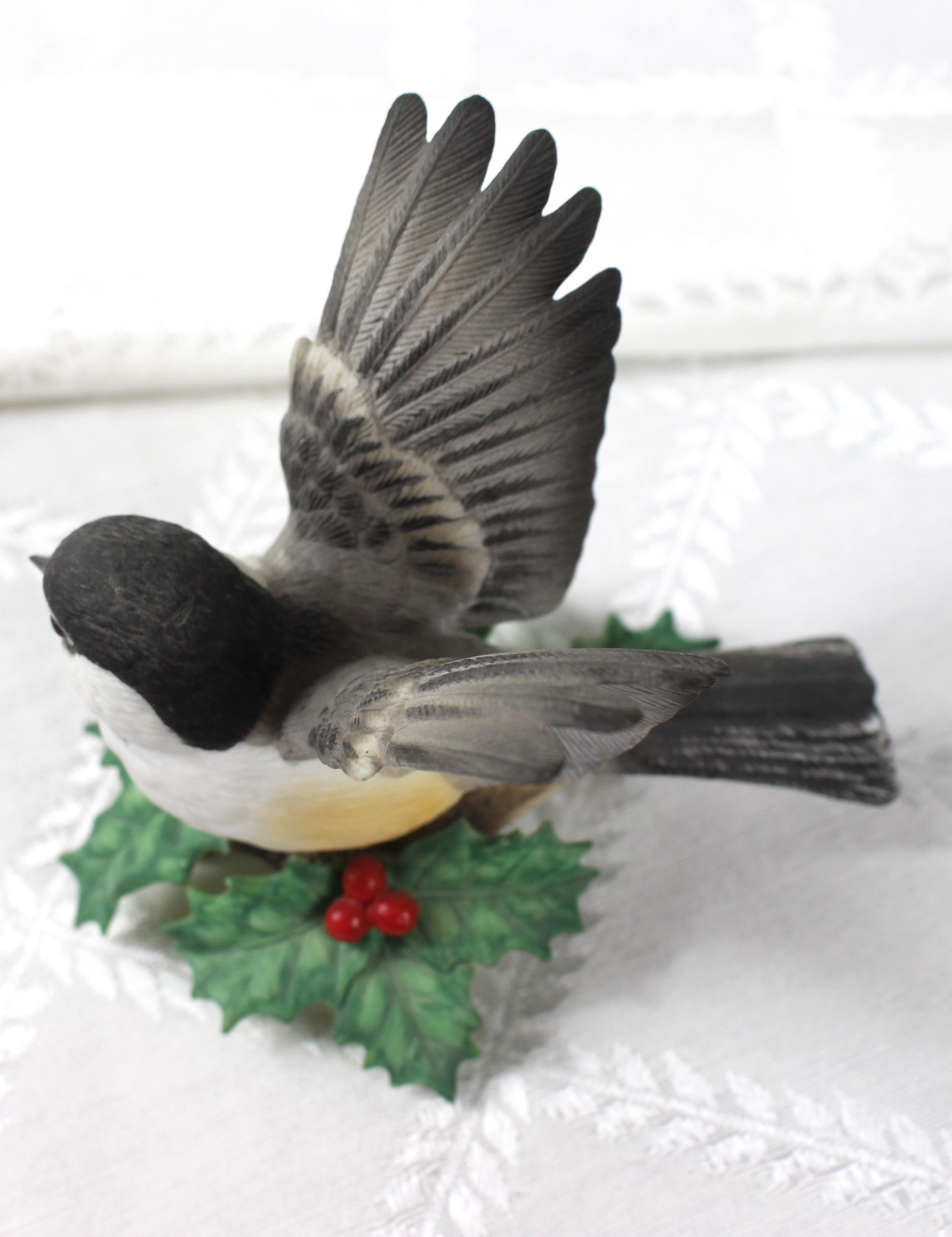 レノックス庭の鳥チカディー二羽LENOX7大陸の野生動物陶器鳥