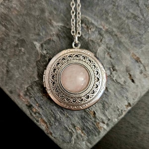 Pink quartz locket, gemstone locket, rose quartz jewelry, pink locket, silver locket, art deco locket, long necklace, gift ideas for her