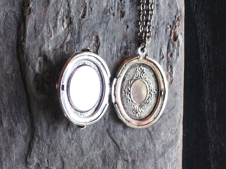 Kwanzaa gift black pink locket African cameo locket necklace gift ideas for mom antique silver cameo jewelry antique brass locket