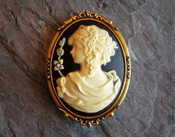 Black cameo brooch antique gold brooch cameo jewelry