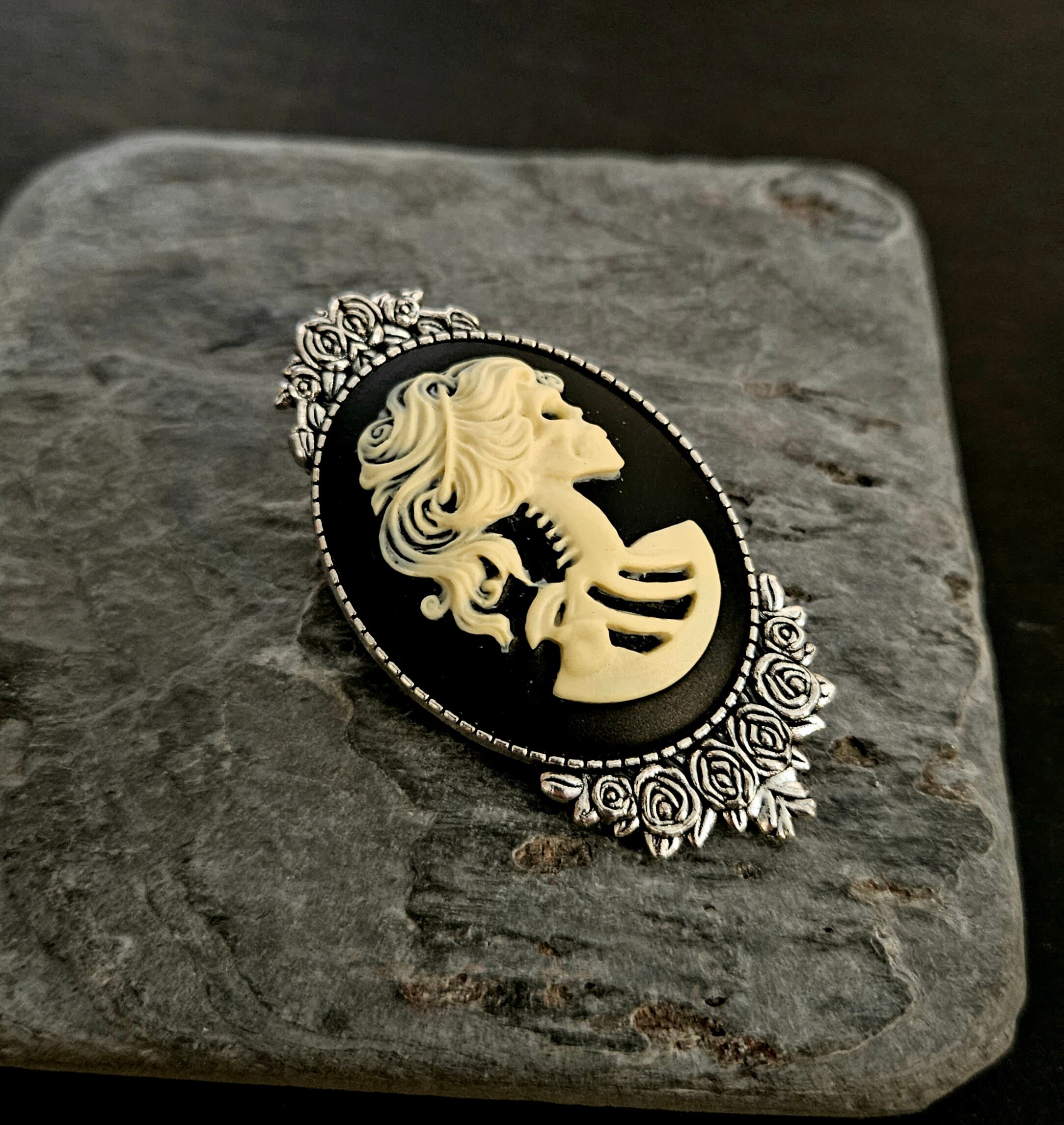 Skeleton Cameo Brooch, Gothic Brooch, Day of the Dead Brooch, Skeleton ...