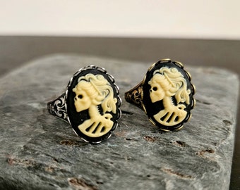 Skeleton cameo ring, Halloween jewelry, cameo jewelry, sugar skull ring,  day of the dead ring, Halloween ring, Gothic ring