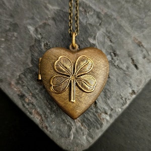 Clover heart locket, shamrock locket, Irish locket, long locket necklace, vintage heart locket, mothers day gift, lucky locket