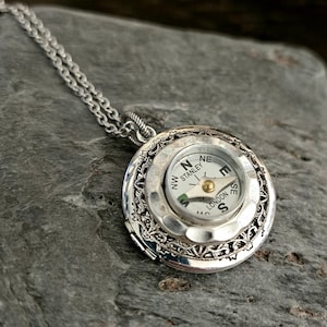 Werkende kompas medaillonketting, antiek zilveren rond medaillon, cadeau-ideeën voor de feestdagen, uniek kerstcadeau, cadeaus voor nerds