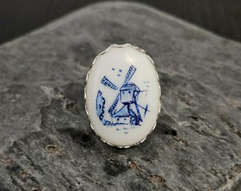 Vintage Delft Porcelain Ring: Antiqued Silver Windmill Scene