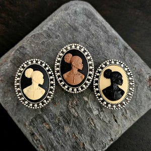 Afrikaanse cameebroche, zwarte cameebroche, Afro-Amerikaanse broche, zilveren cameebroche, Kwanzaa-cadeau, moederdagcadeau
