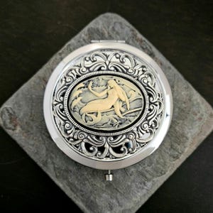 Mermaid Cameo Compact Mirror: Antiqued Silver Filigree