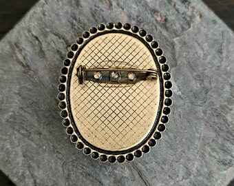 Broche Camée Femme Africaine - Résine Et Alliage - Bijou Unique - Afrique - Neuf