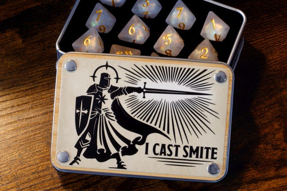 Paladin Smite D8 Dice Set & Decorative Box – Frosted White for Paladin and Divine Spells