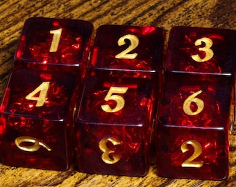Cherry Opale W6 Würfel - Dunkelrot mit holographischen Einschlüssen,