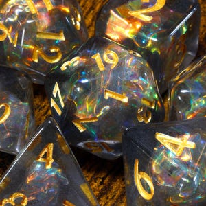 Shadow Opal tärningsset – Holografisk skimmer, TTRPG-spelkit för DnD och rollspel, elegans och mystik