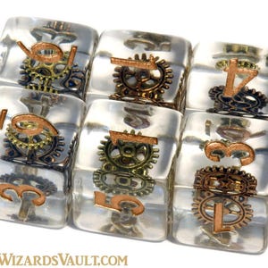 Gnome Tinkerer D6 Dice – Steampunk dice with gear inclusions and bronze copper gears