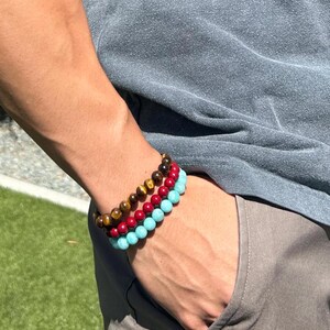 Dreifachschutz 8 mm Perlen Armband Set - Amazonit, Tigerauge & Zinnober, Geschenk für Ihn, natürliche Edelstein Multi Layered Armbänder für Männer