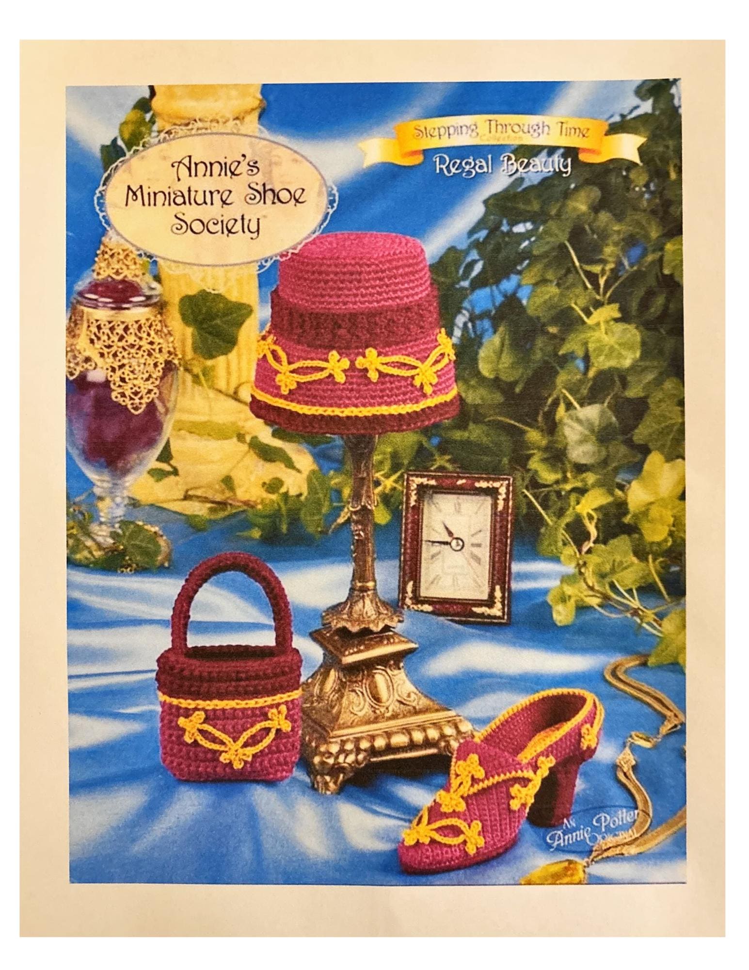 40 Mini Crochet Patterns for Small Makes, Keychains, and Tiny Amigurumi 32 Regal Beauty Pattern Annie's Miniature Shoe Society