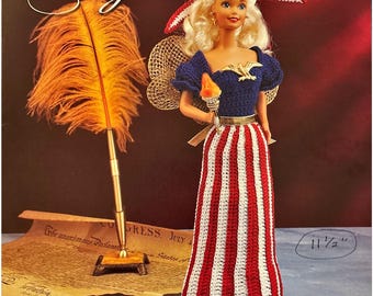 Independence Angel DIGITALE DOWNLOAD PATROON Historische patriottische poppenjurk | Patroon gehaakte verzamelpop 4 juli-poppenjurk