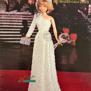 Prinzessin Diana 1985 Perlen Gala Kleid digitale Häkelanleitung enthält Kleid, Schuhe, Geldbörse, Tiara, Sammlerkostüm von Paradise PUB;