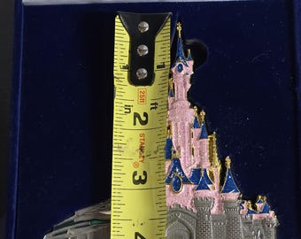 Paris Castle memorabilia