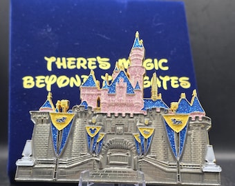 California Castle memorabilia