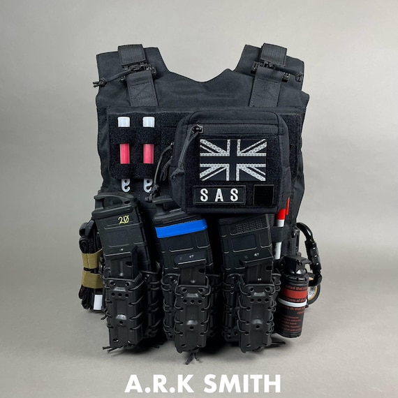 Tactical Plate Carrier Chest Equipment Set (magazines not include)