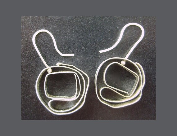 Silver Round Squiggle Stud Earrings