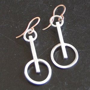 Mini Pendulum Earrings