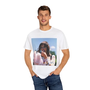Shelley Duvall Retro Film Tribute T-Shirt Wispy Wimpern und Cotton Candy Farben Klassisches Kino The Shining Popeye Unisex Garment-Dyed T-Shirt
