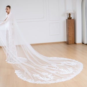 Vintage Cathedral Wedding Veil with French Lace Edge, 2 Tier Lace Bridal Veil with Blusher,  Ivory Long Church Veil, Custom Soft Tulle Veil