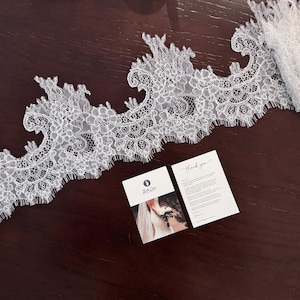 Bruidssluier van Chantilly-kant in kathedraalstijl, 2-laags sluier met blusher, mantilla bruidssluier afbeelding 13