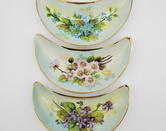 sweetest set of vintage 1930s-40s gold floral crescent dishes - hand-painted by Eva Wagner