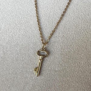 Collar con llave del retorno de Palestina en oro de 18k / Joyería Falastin / Regalo palestino para ella / Delicado collar con llave chapado en oro / Las ganancias se donan