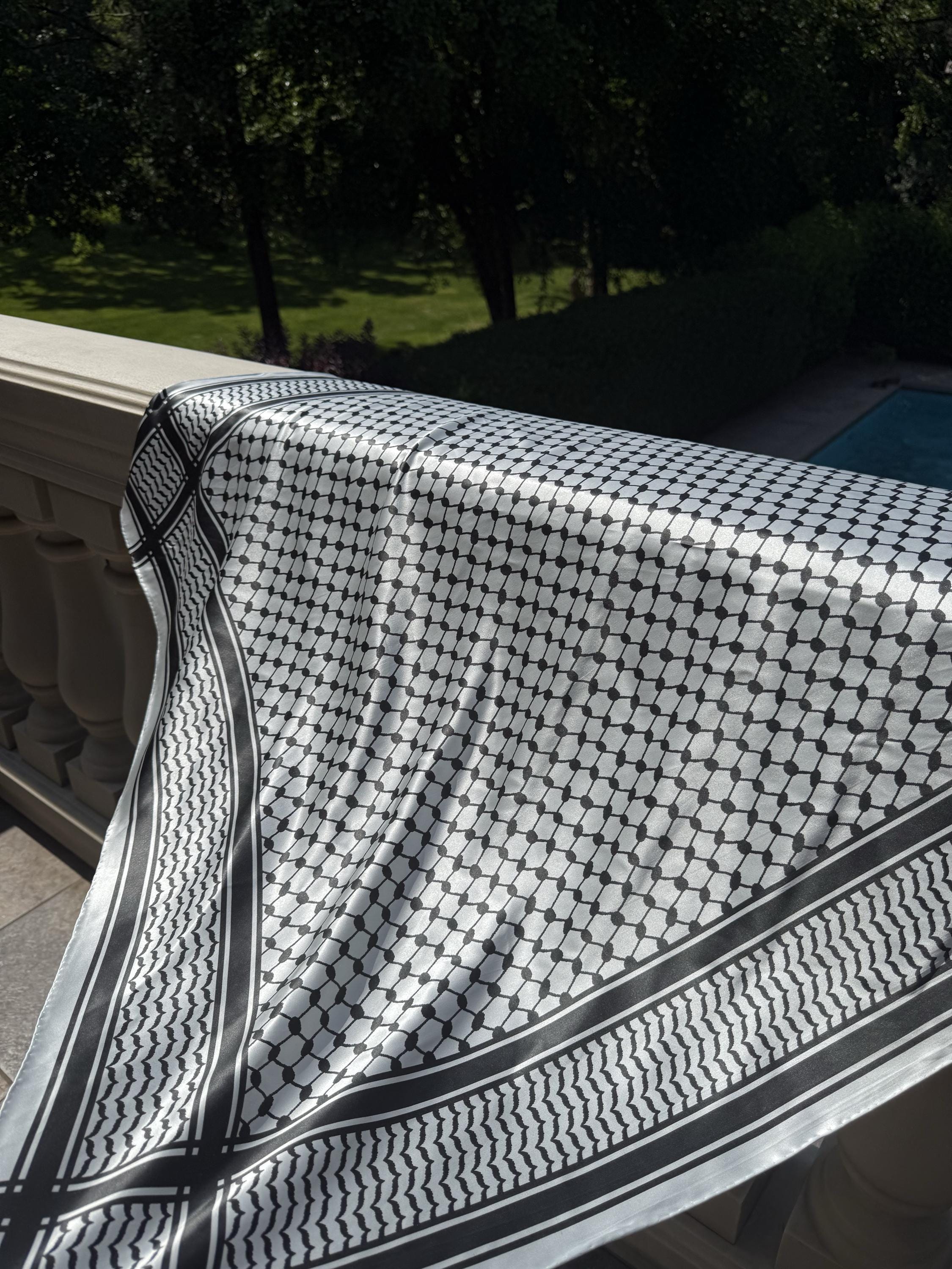 100% Silk Kuffiyeh Scarf | Black & White Classic Palestine Keffiyeh ...