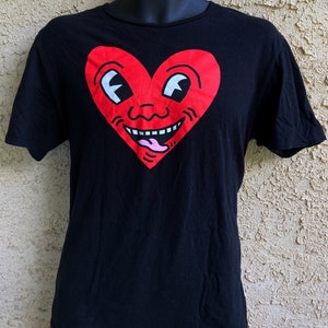 Keith Haring Happy Heart Graffiti Painting Cotton Graphic Tee Tshirt (Size M)