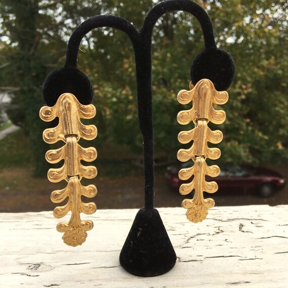 Signed Large Ben Amun Runway Articulated Goldtone