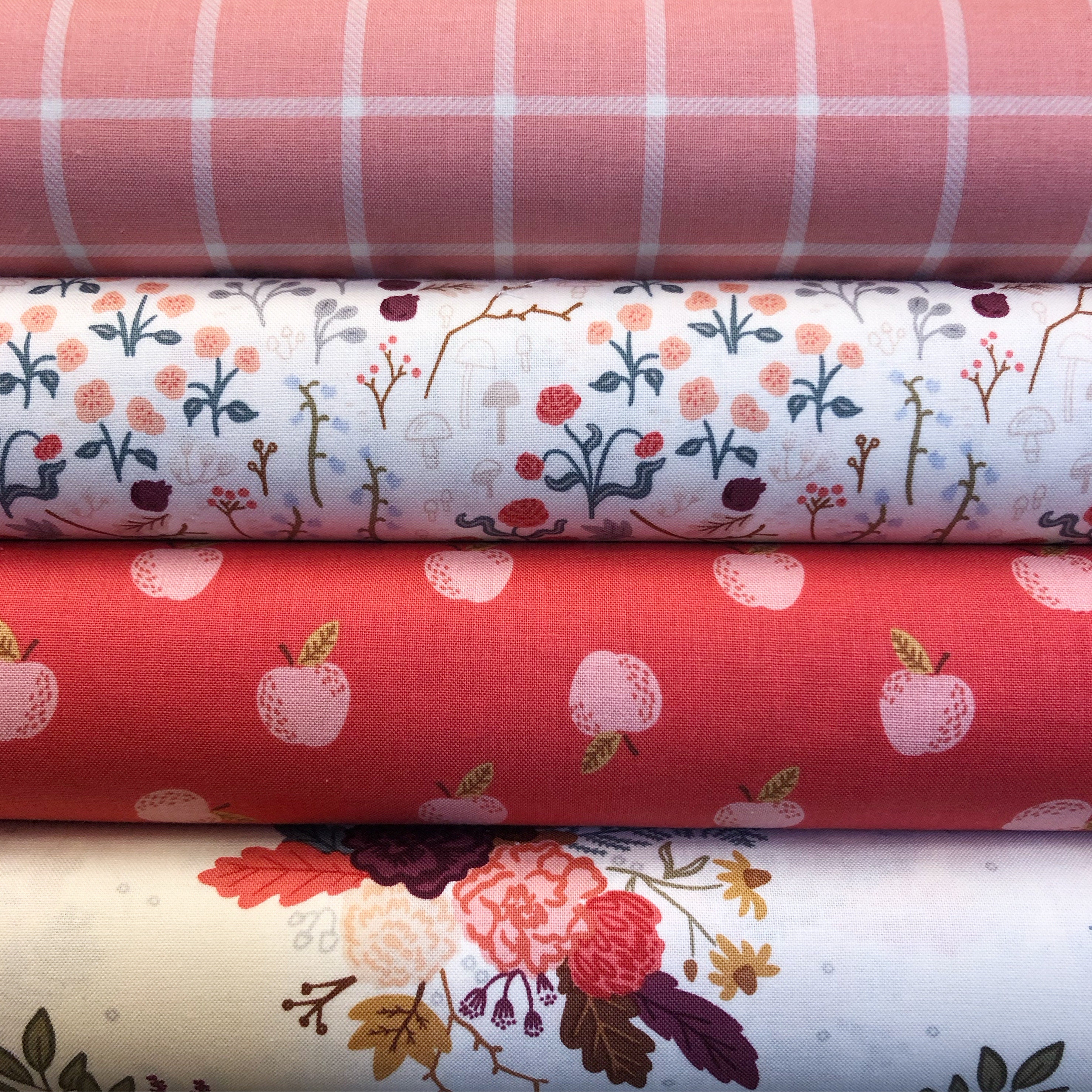 Florets - Honey Garden - Juliana Tipton - Cloud 9 Fabrics - Poplin Florets - Honey Garden - Juliana Tipton - Cloud 9 Fabrics - Poplin