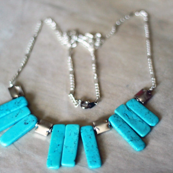 Turquoise color bead bib necklace with silver plated spacer beads