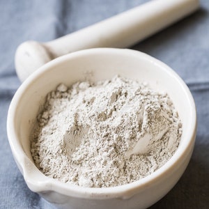 Bentonite Clay Powder . For pimples, sun damage, anti-aging, oily skin, and blemishes . Vegan Facial Mask . Birthday Spring Skincare Gift image 4