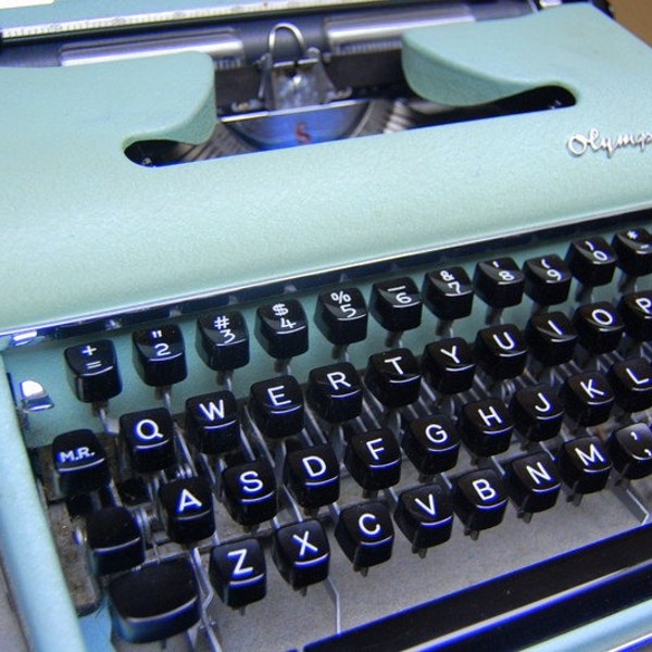 ReservedforYasands Vintage OLYMPIA SM-4 Manual Typewriter Seafoam Green with Mod Case and EXTRAS