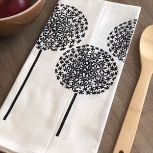 Allium flour sack tea towel. Flower kitchen towel. Screen printed. Hostess gift idea. Housewarming gift. Made in Maine image 5