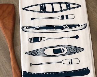 Canoes and kayaks flour sack tea towel. Cotton kitchen towel. Dish towel. Lakehouse decor. Cabin gift idea. Hand printed. Hostess gift idea