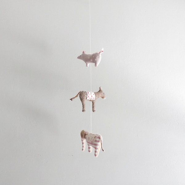 handmade animal mobile / fabric animal hanging display