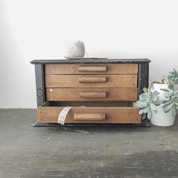 antique tool chest / machinist chest