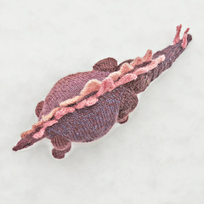 knitting pattern dinosaur Splendid Stegosaurus image 3