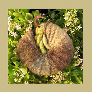 Knitting Pattern - Roly Poly Pill Bug