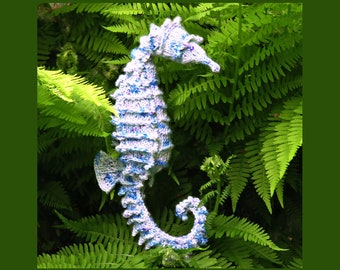 Knitting Pattern - Secretive Seahorse